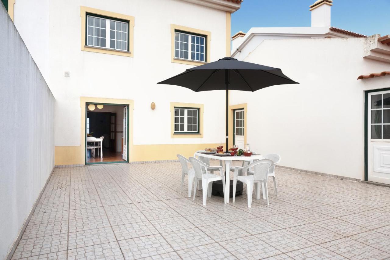 Ocean Breeze Villa Atouguia Da Baleia Bagian luar foto